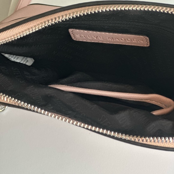 Steve Madden Sienna B Maggie Crossbody - Picture 3 of 7